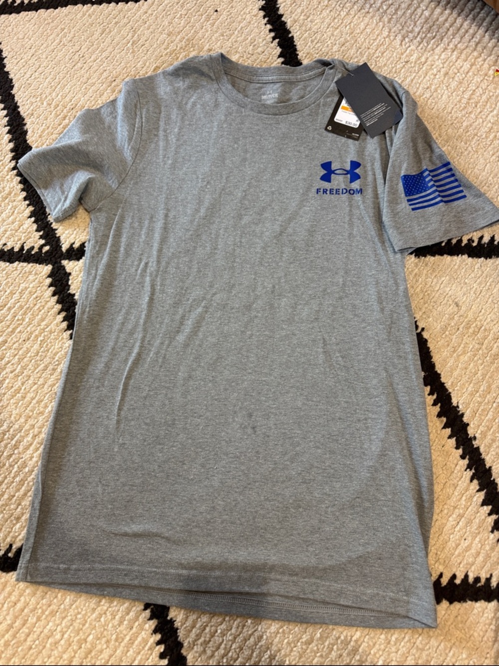 New Under Armour Gray freedom  Tee with red/ Blue Freedom Logo small